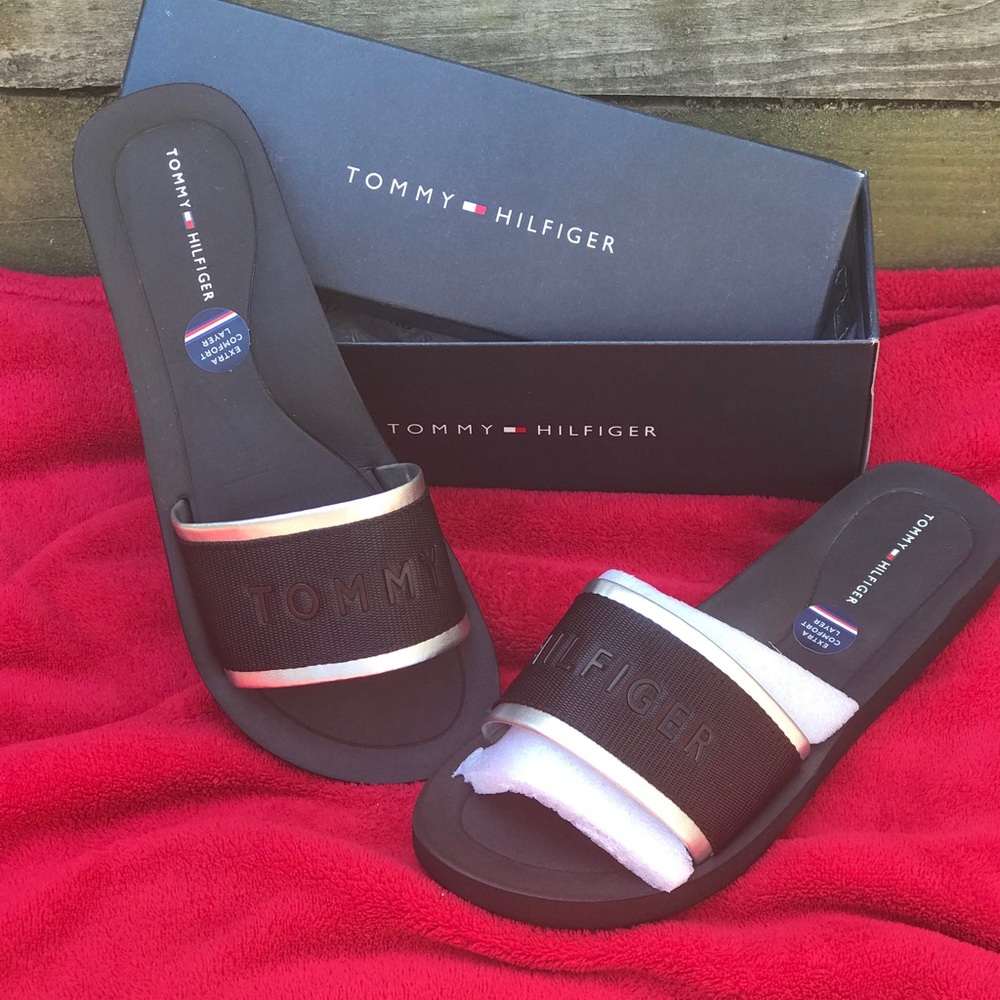 Brand new Women’s Tommy Hilfiger Slides. Size 8 US